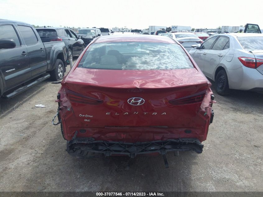 KMHD74LF0KU795062 Hyundai Elantra SE 17