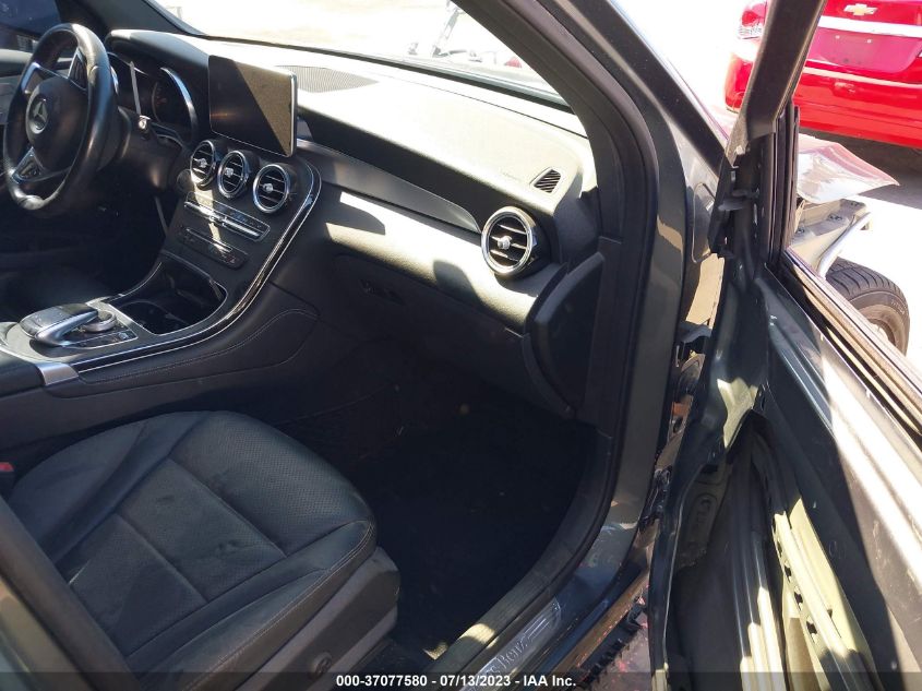 2019 MERCEDES-BENZ GLC GLC 350E - WDC0G5EB6KF626102
