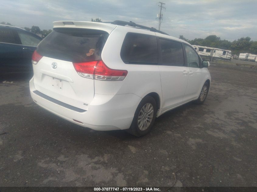 2014 TOYOTA SIENNA XLE/LIMITED - 5TDYK3DC8ES476648
