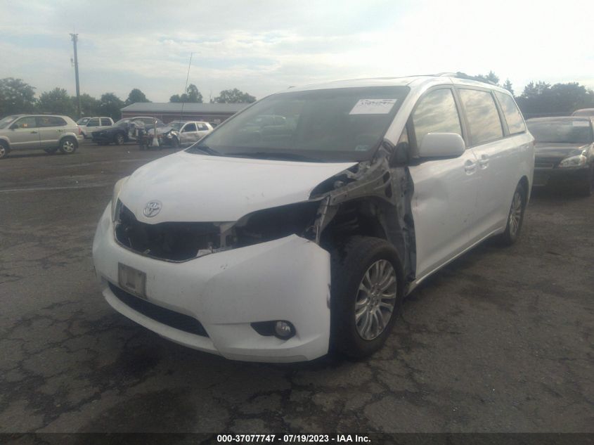 2014 TOYOTA SIENNA XLE/LIMITED - 5TDYK3DC8ES476648