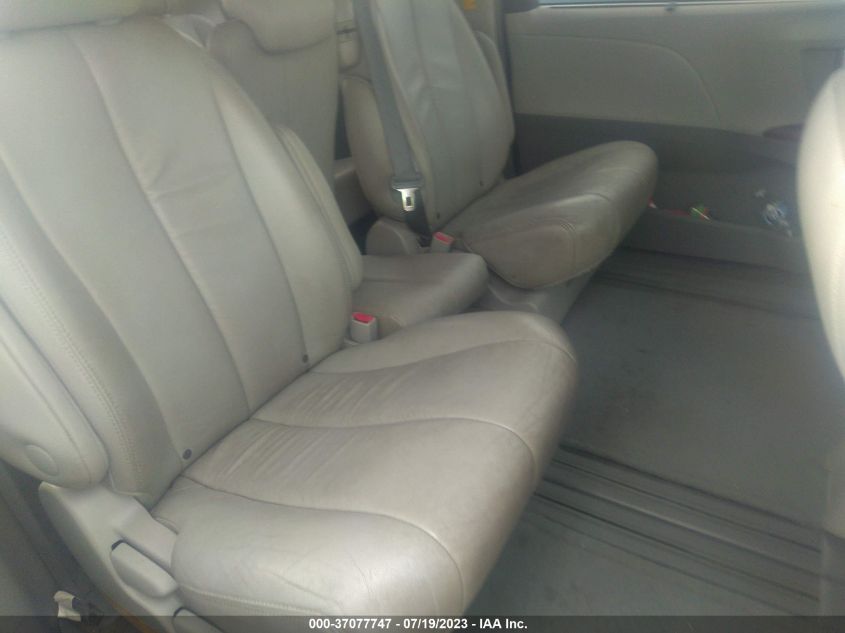 2014 TOYOTA SIENNA XLE/LIMITED - 5TDYK3DC8ES476648