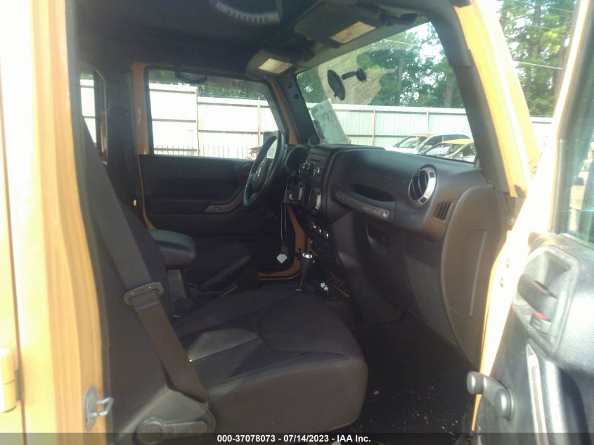 2014 JEEP WRANGLER UNLIMITED SPORT - 1C4BJWDGXEL229906