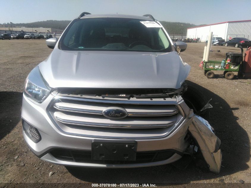 2018 FORD ESCAPE SE - 1FMCU9GD8JUA31582