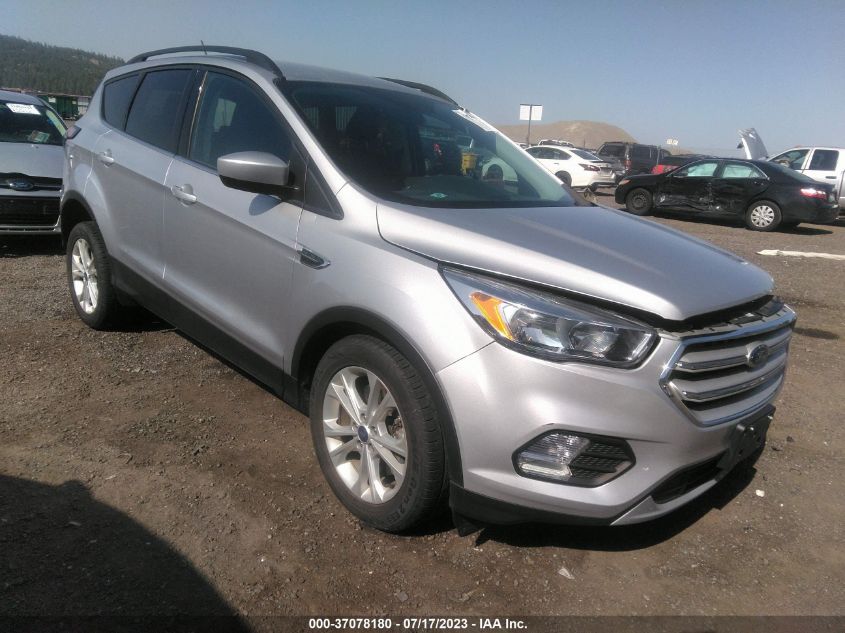 2018 FORD ESCAPE SE - 1FMCU9GD8JUA31582