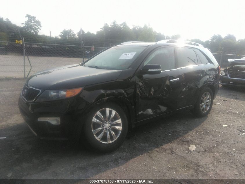 2013 KIA SORENTO SX - 5XYKWDA23DG352410