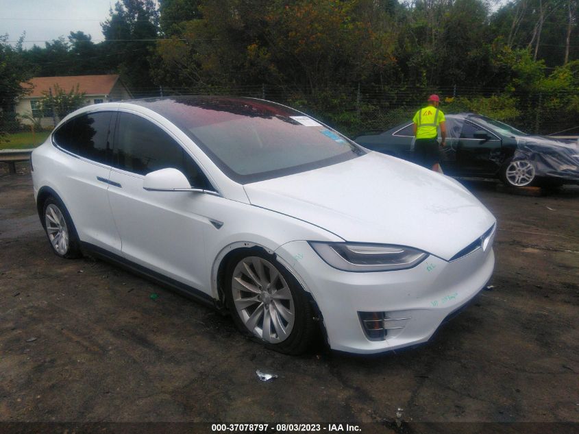 2016 TESLA MODEL X 70D/90D/75D/60D/P100D - 5YJXCBE29GF017676