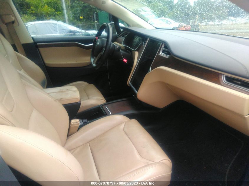 2016 TESLA MODEL X 70D/90D/75D/60D/P100D - 5YJXCBE29GF017676