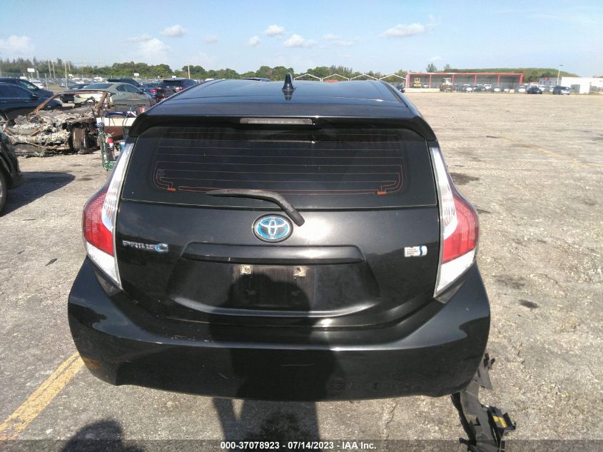 2015 TOYOTA PRIUS C - JTDKDTB32F1579601
