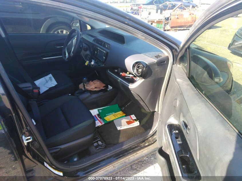 2015 TOYOTA PRIUS C - JTDKDTB32F1579601