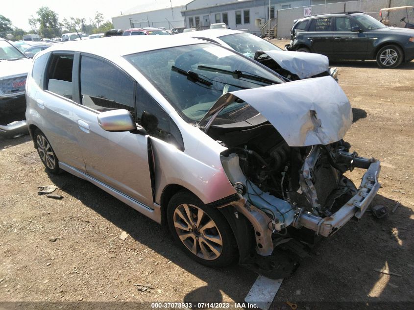 2013 HONDA FIT SPORT - JHMGE8G50DC069693