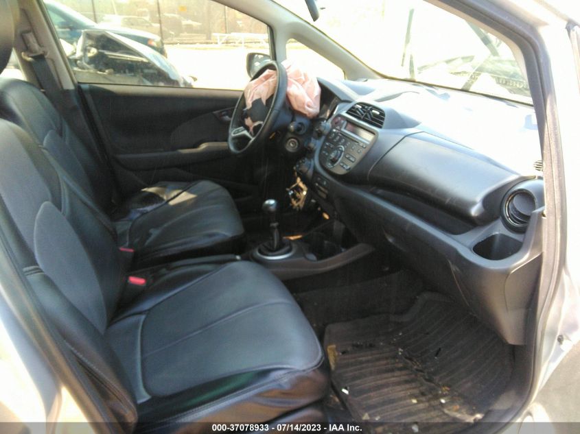2013 HONDA FIT SPORT - JHMGE8G50DC069693