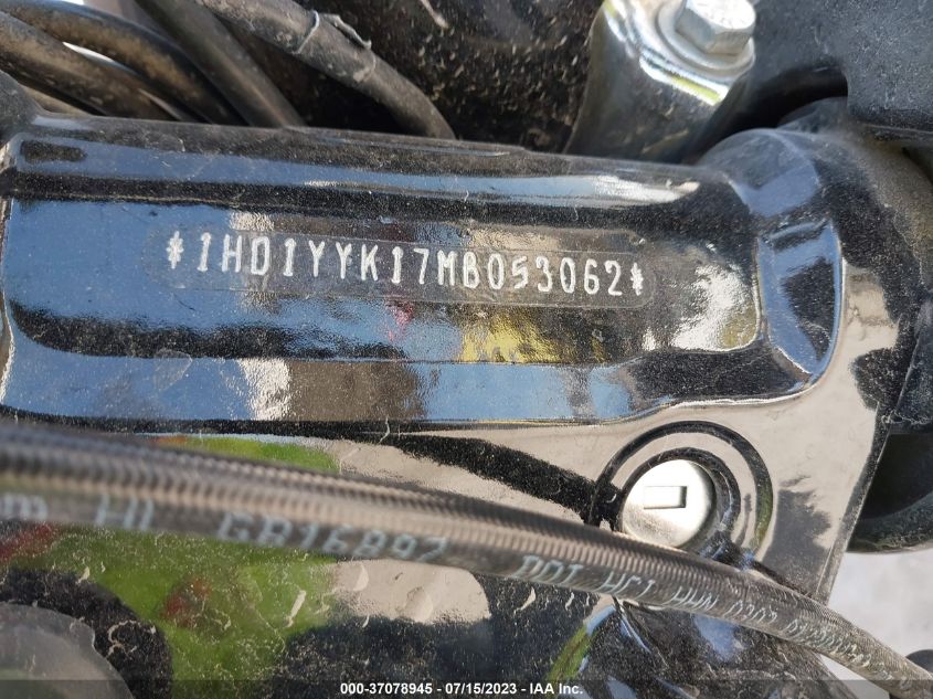 2021 HARLEY-DAVIDSON FXBBS - 1HD1YYK17MB053062