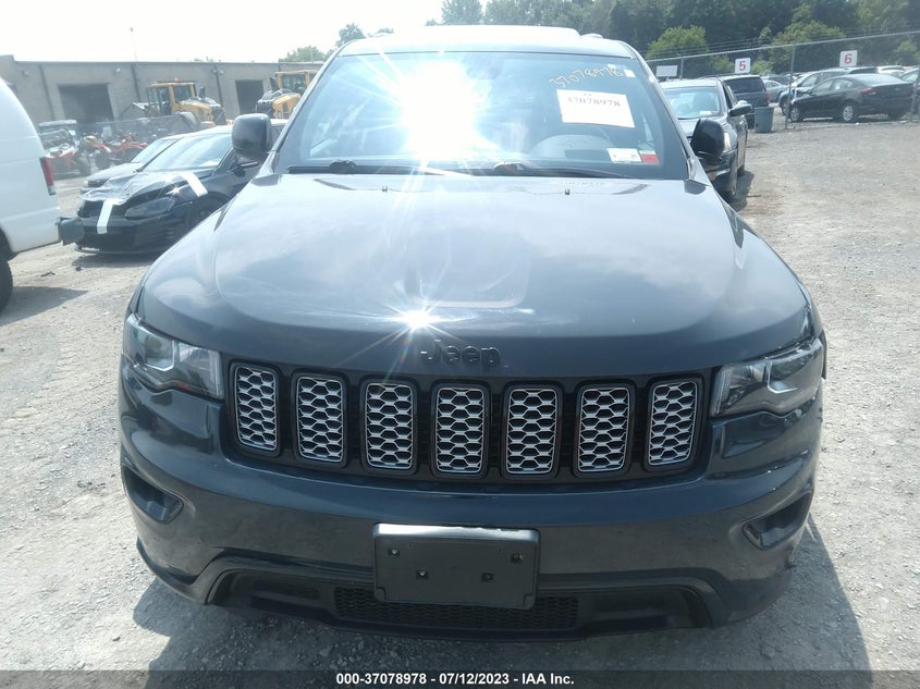 VIN 1C4RJFAGXHC767254 2017 JEEP GRAND CHEROKEE ALTITUDE