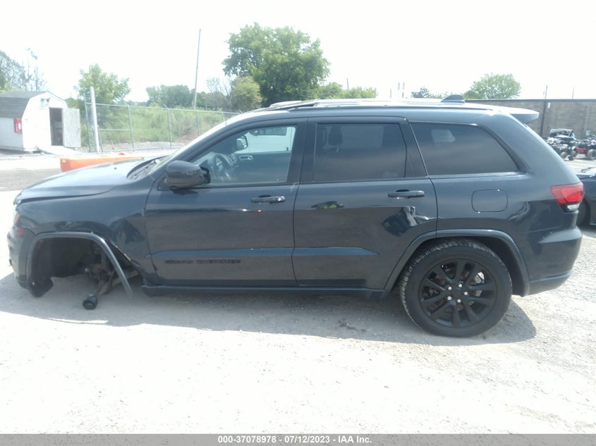 VIN 1C4RJFAGXHC767254 2017 JEEP GRAND CHEROKEE ALTITUDE