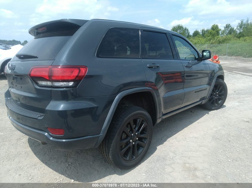 VIN 1C4RJFAGXHC767254 2017 JEEP GRAND CHEROKEE ALTITUDE