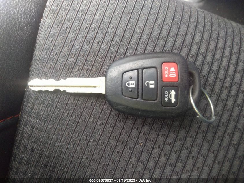 2016 TOYOTA CAMRY SE - 4T1BF1FK5GU557801
