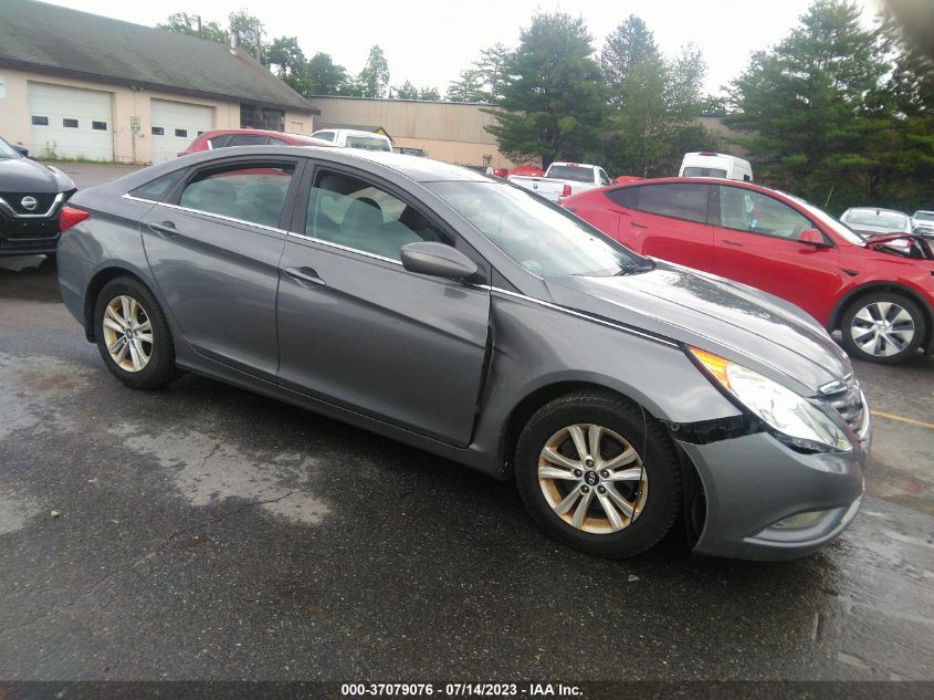 2013 HYUNDAI SONATA GLS PZEV - 5NPEB4AC9DH622654