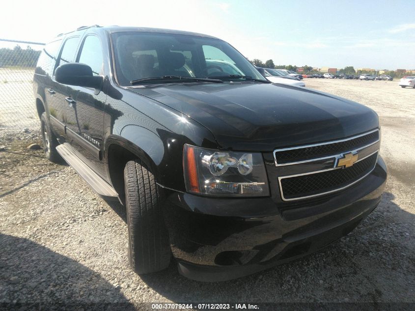 2013 CHEVROLET SUBURBAN LS - 1GNSKHE71DR282844