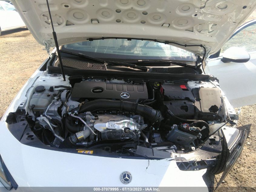 2022 MERCEDES-BENZ A-CLASS A 220 - W1K3G4FB4NJ366950