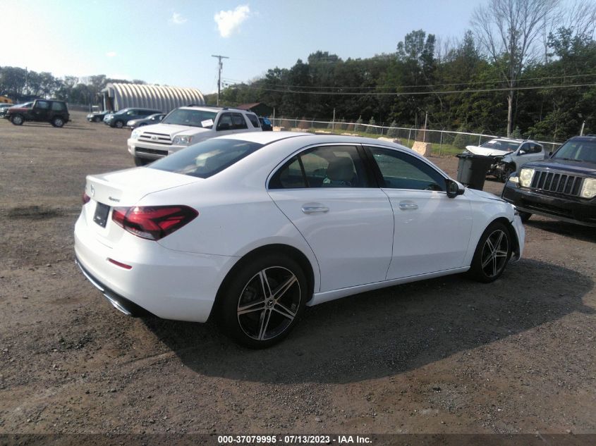 2022 MERCEDES-BENZ A-CLASS A 220 - W1K3G4FB4NJ366950