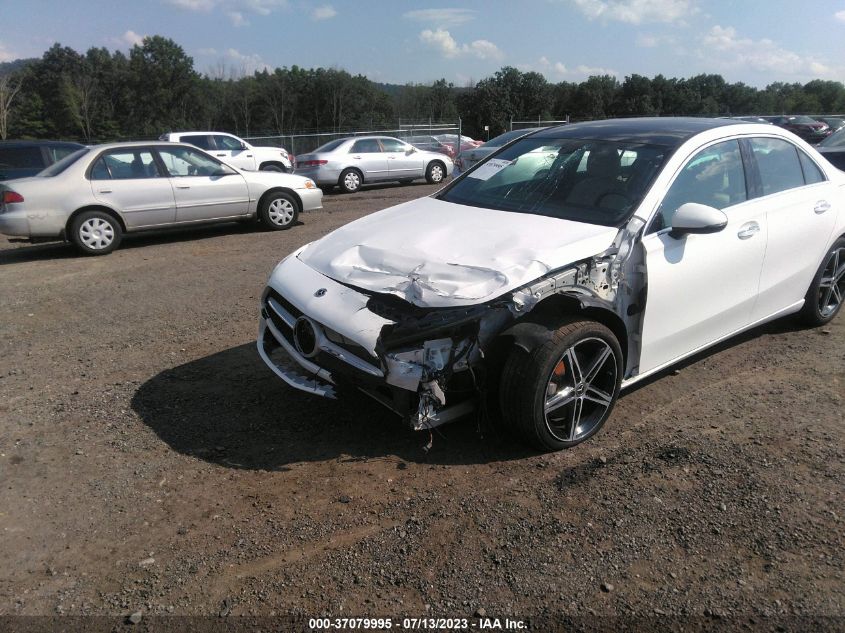 2022 MERCEDES-BENZ A-CLASS A 220 - W1K3G4FB4NJ366950
