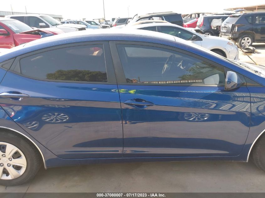 2016 HYUNDAI ELANTRA SE - 5NPDH4AE7GH748611