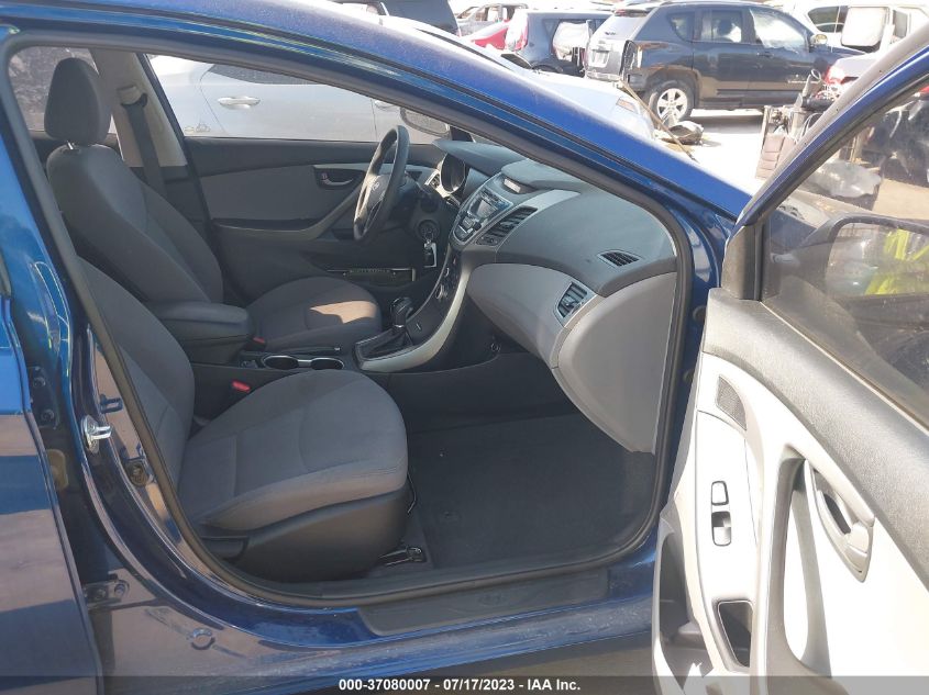 2016 HYUNDAI ELANTRA SE - 5NPDH4AE7GH748611