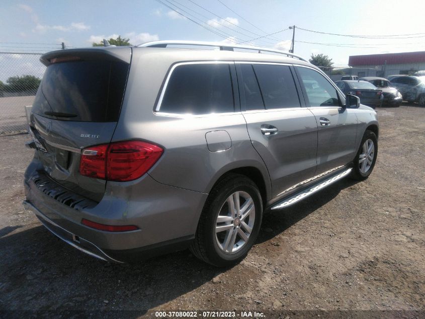 2016 MERCEDES-BENZ GL GL 350 BLUETEC - 4JGDF2EE4GA689556
