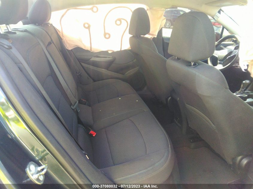 2018 CHEVROLET CRUZE LT - 1G1BE5SM4J7121137