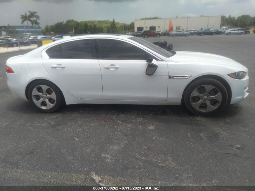 2017 JAGUAR XE 25T - SAJAR4BG0HA970899