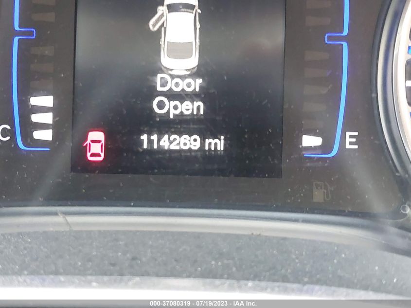 2016 CHRYSLER 200 LIMITED - 1C3CCCAB8GN132110