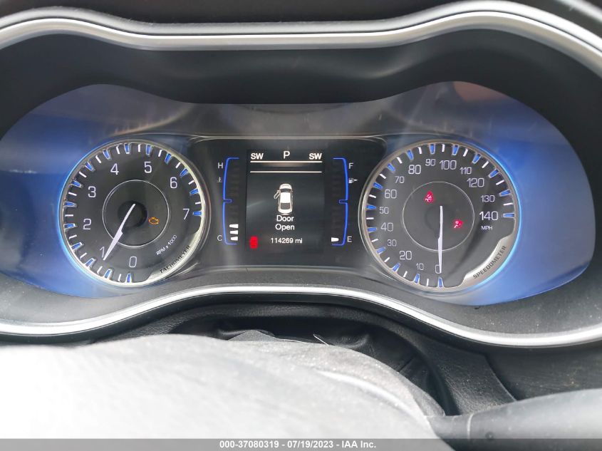 2016 CHRYSLER 200 LIMITED - 1C3CCCAB8GN132110