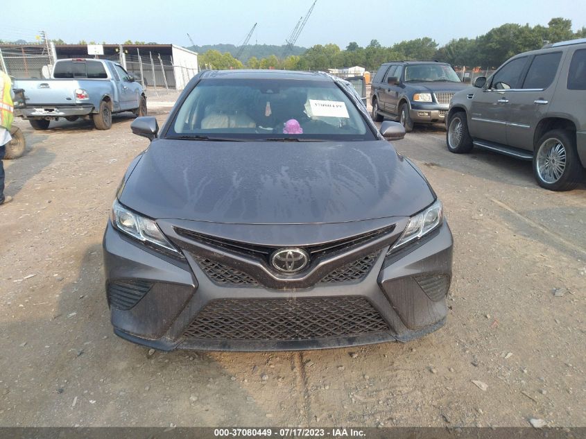 2018 TOYOTA CAMRY SE - 4T1B11HK6JU616213
