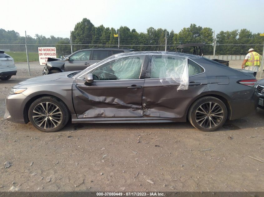 2018 TOYOTA CAMRY SE - 4T1B11HK6JU616213