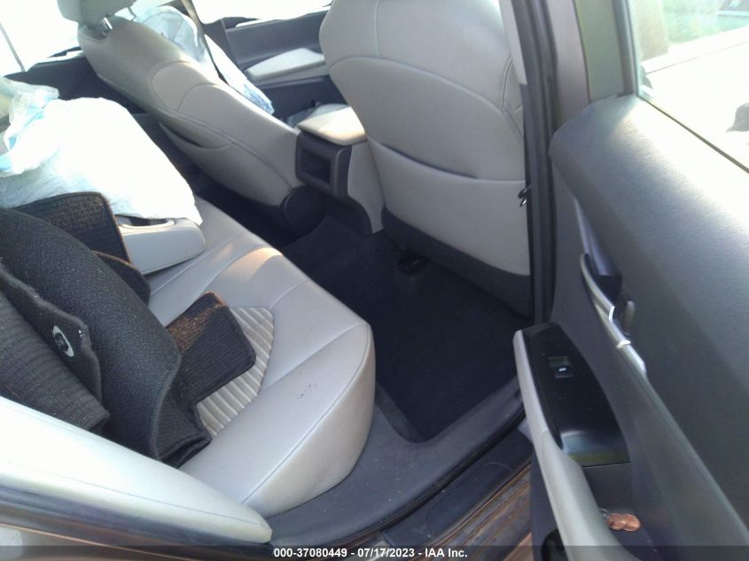2018 TOYOTA CAMRY SE - 4T1B11HK6JU616213