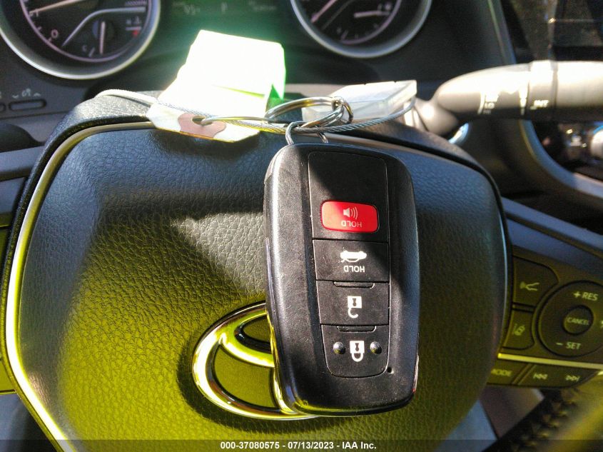 2022 TOYOTA CAMRY XLE - 4T1F11AKXNU018742