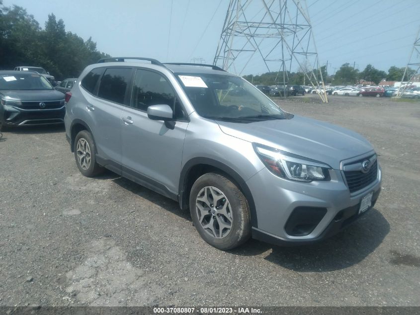 2020 SUBARU FORESTER PREMIUM - JF2SKAJC2LH434624
