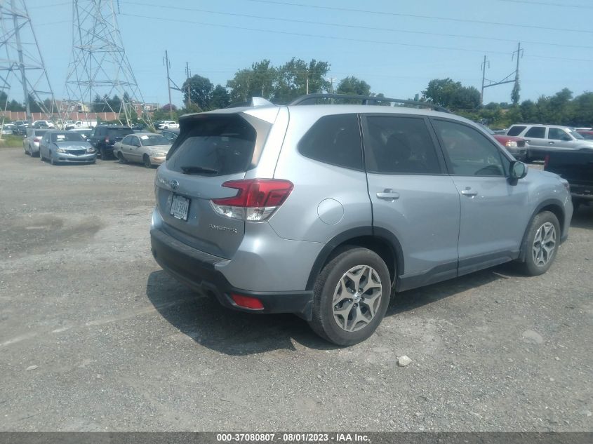 2020 SUBARU FORESTER PREMIUM - JF2SKAJC2LH434624