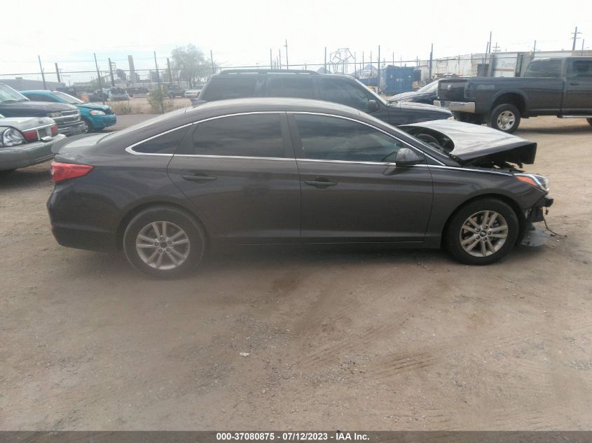 2015 HYUNDAI SONATA 2.4L SE - 5NPE24AF4FH243882