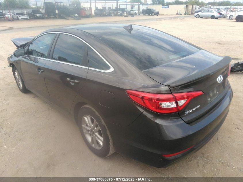 2015 HYUNDAI SONATA 2.4L SE - 5NPE24AF4FH243882