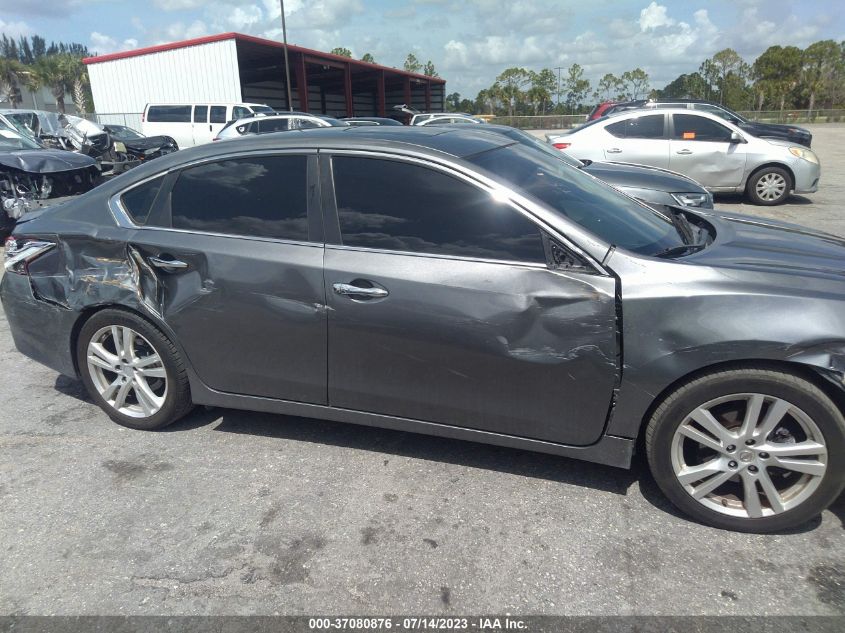 2017 NISSAN ALTIMA 3.5SL/3.5 SR - 1N4BL3AP3HC141934