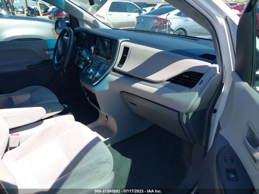 2015 TOYOTA SIENNA LE - 5TDKK3DC6FS686351