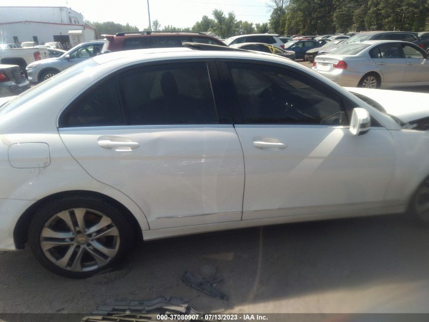 2013 MERCEDES-BENZ C-CLASS C 300 - WDDGF8AB2DR288932