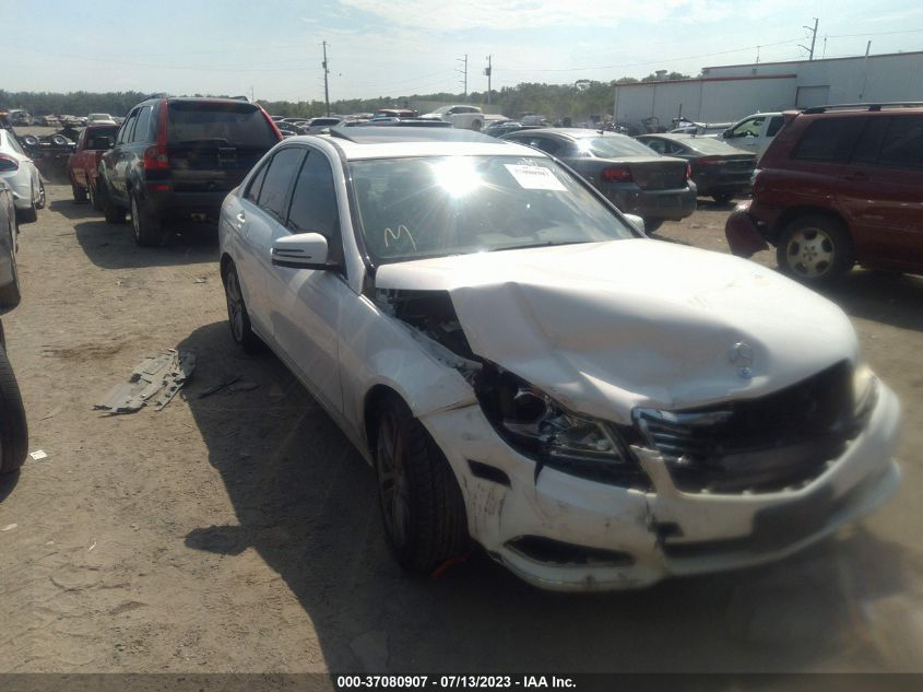 2013 MERCEDES-BENZ C-CLASS C 300 - WDDGF8AB2DR288932