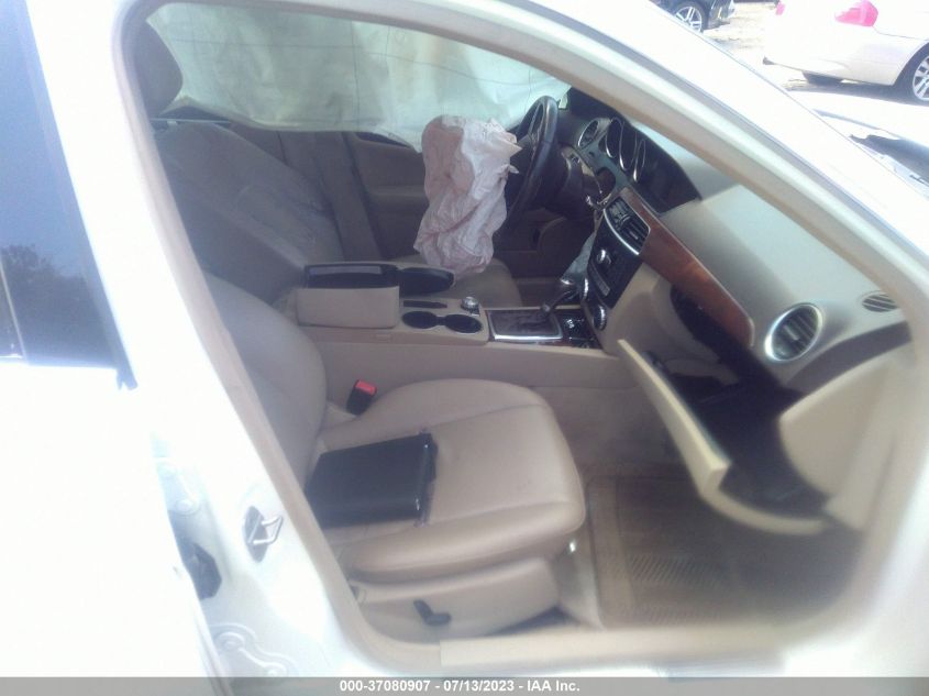 2013 MERCEDES-BENZ C-CLASS C 300 - WDDGF8AB2DR288932