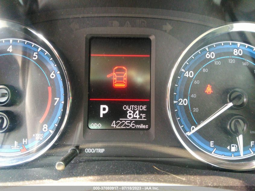 2018 TOYOTA COROLLA L/LE/XLE/SE/XSE - 2T1BURHE0JC009175