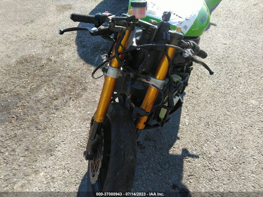 2005 KAWASAKI CX10 ZX1000C2