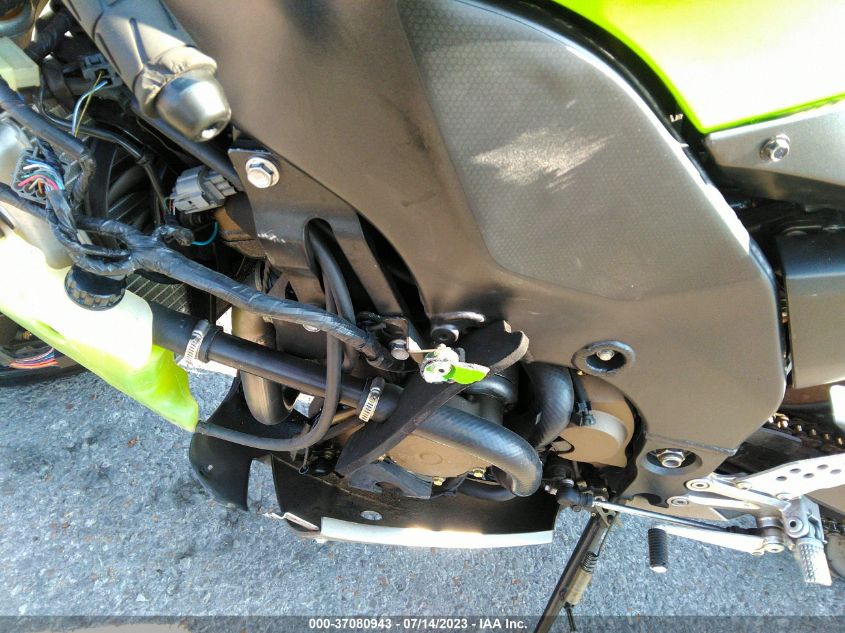 2005 KAWASAKI CX10 ZX1000C2