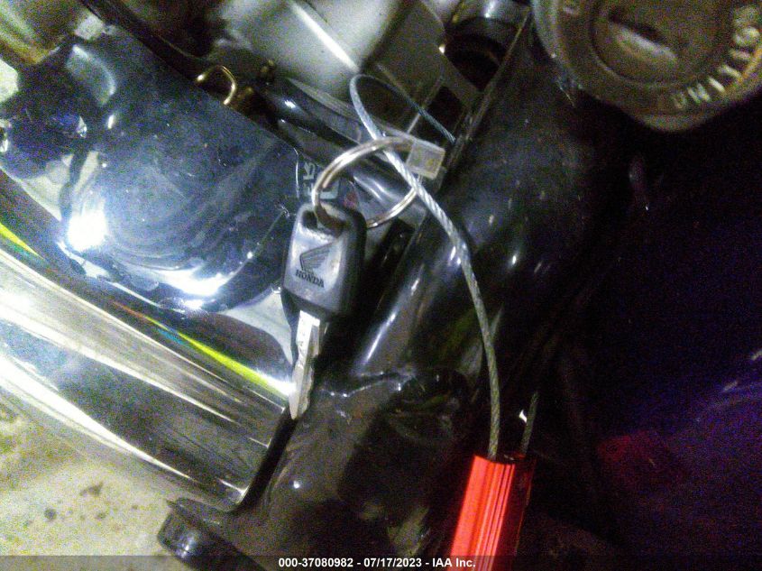2002 HONDA VT600 CD JH2PC21322M312463