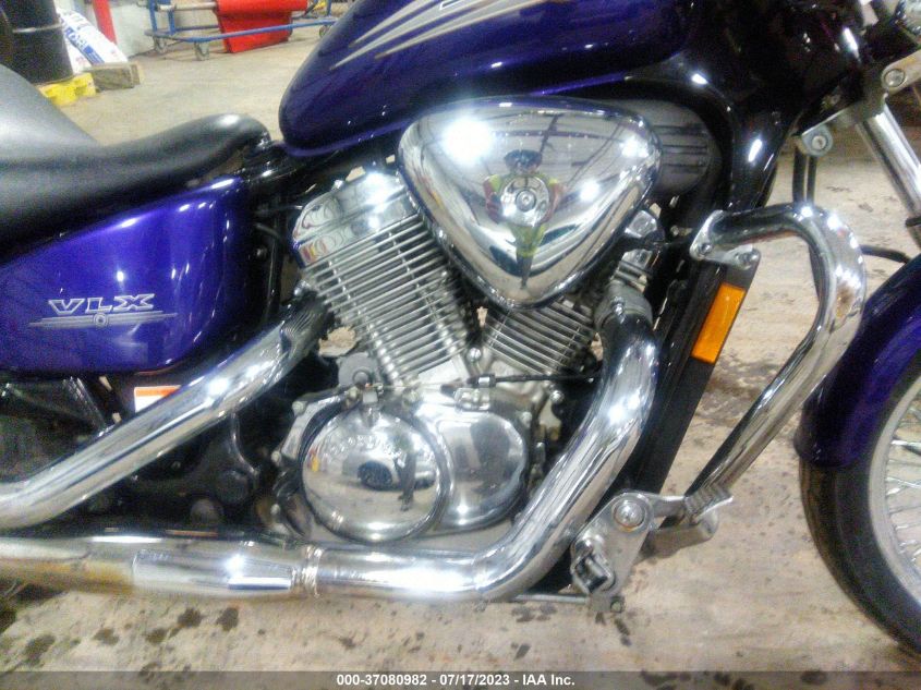 2002 HONDA VT600 CD JH2PC21322M312463